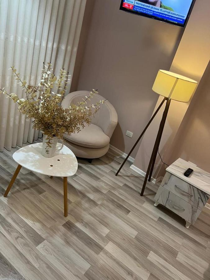 טיראנה Two Bedroom Villa מראה חיצוני תמונה