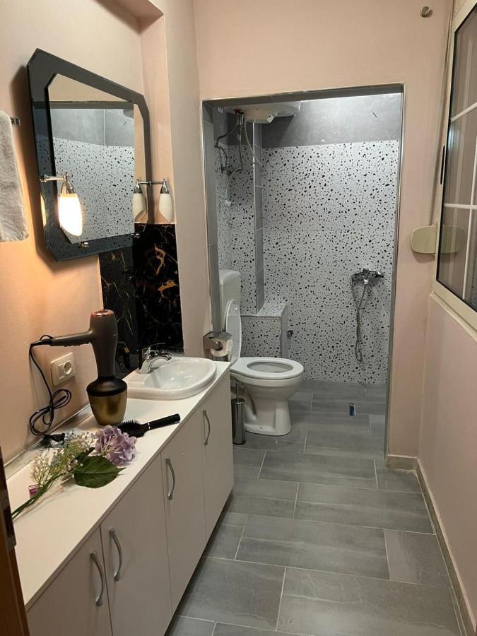 טיראנה Two Bedroom Villa מראה חיצוני תמונה